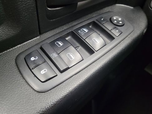 Used 2018 RAM 1500 Tradesman w/ Popular Equipment Group image 27