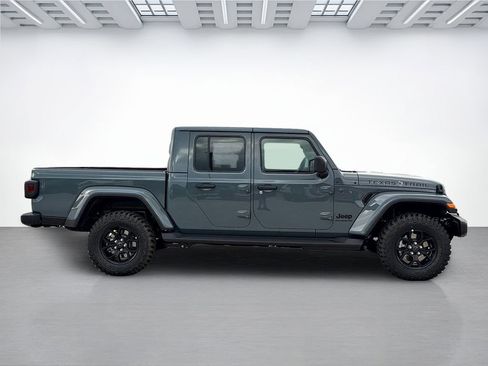 New 2026 Jeep Gladiator Sport AWD/4WD image 2