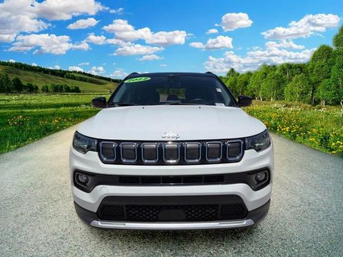 Certified 2022 Jeep Compass Limited AWD/4WD image 8