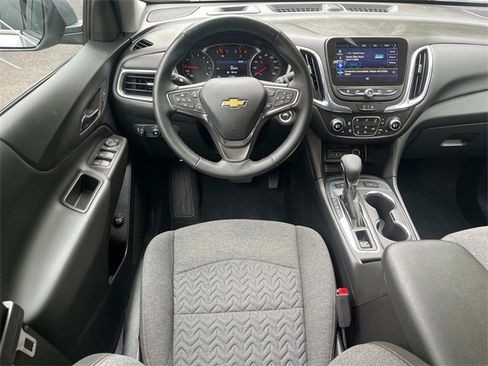 Used 2023 Chevrolet Equinox LT image 13