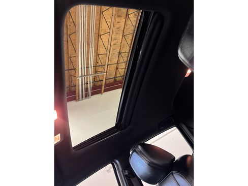 Used 2019 Toyota Tacoma Limited AWD/4WD image 28