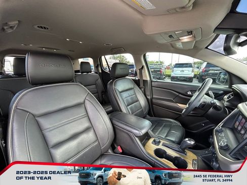 Used 2017 GMC Acadia Denali w/ LPO, Cargo Package FWD image 22