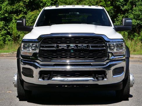 Used 2023 RAM 5500 Tradesman AWD/4WD image 3