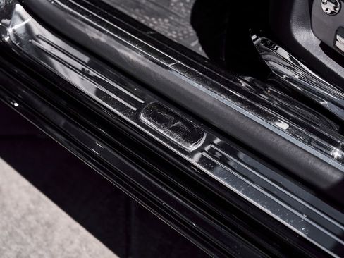 Used 2014 Rolls-Royce Ghost RWD image 39