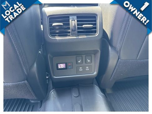 Used 2026 Nissan Rogue Platinum w/ Platinum Premium Package AWD/4WD image 19