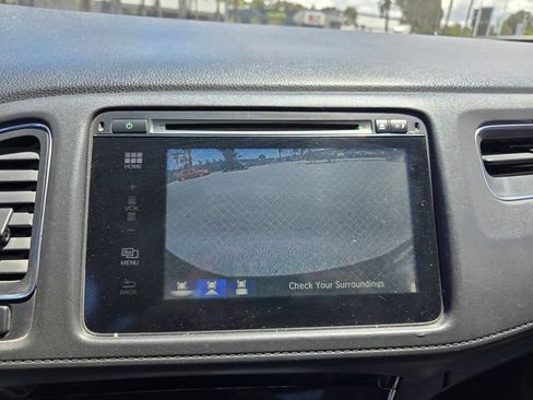 Used 2016 Honda HR-V EX-L image 10