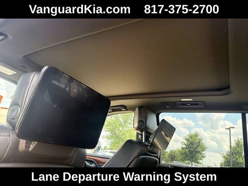 Used 2023 GMC Yukon XL Denali Ultimate AWD/4WD image 19