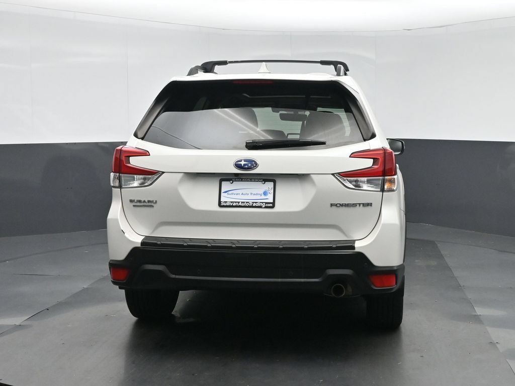 Used 2019 Subaru Forester Limited AWD/4WD image 6