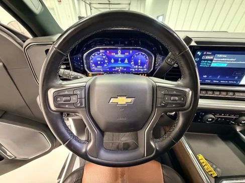Certified 2024 Chevrolet Silverado 3500 High Country w/ High Country Premium Package AWD/4WD image 11