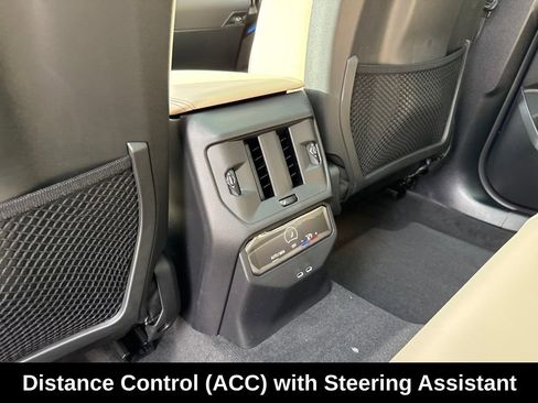 Used 2026 BMW X3 xDrive30 w/ Premium Package image 27