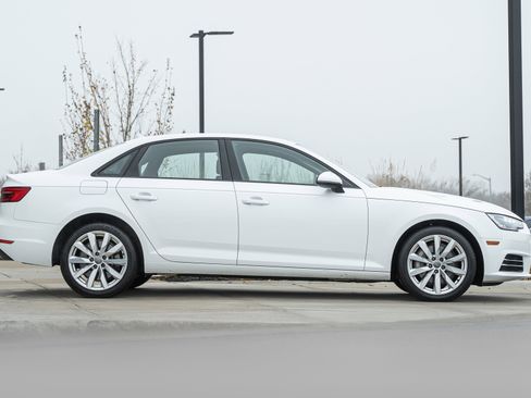 Used 2017 Audi A4 2.0T Premium w/ Convenience Package image 3