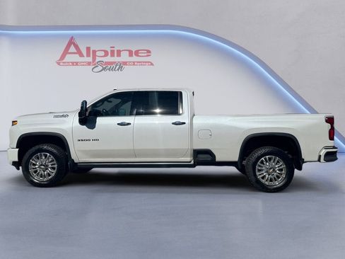 Used 2023 Chevrolet Silverado 3500 High Country w/ Z71 Off-Road Package image 2