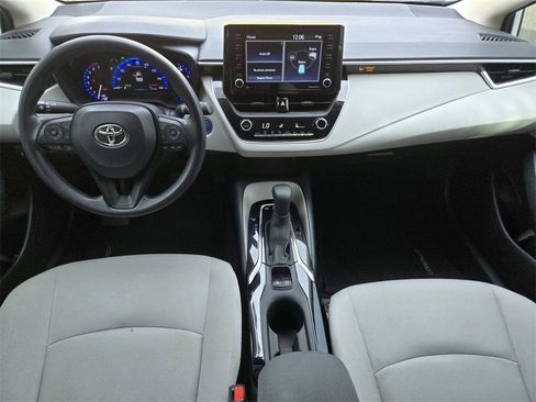 Used 2022 Toyota Corolla LE image 14