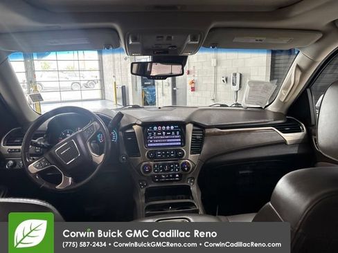 Used 2018 GMC Yukon XL Denali w/ Denali Ultimate Package AWD/4WD image 41