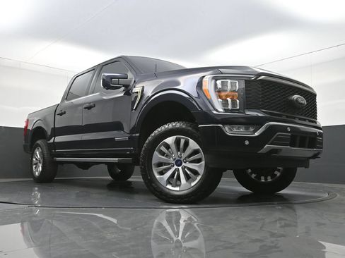 Used 2022 Ford F150 Lariat w/ Max Trailer Tow Package AWD/4WD image 28