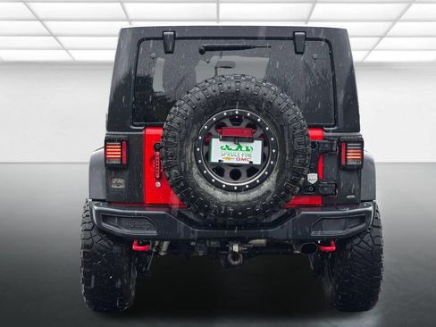 Used 2016 Jeep Wrangler Unlimited Rubicon AWD/4WD image 15