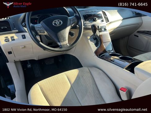 Used 2009 Toyota Venza Wagon 4D image 5