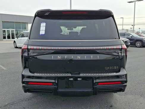 New 2026 INFINITI QX80 SPORT w/ Sport Exterior Package image 5