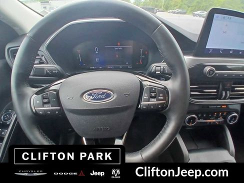 Used 2024 Ford Escape Active AWD/4WD image 20