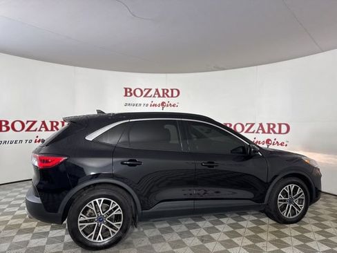 Used 2022 Ford Escape SEL image 9
