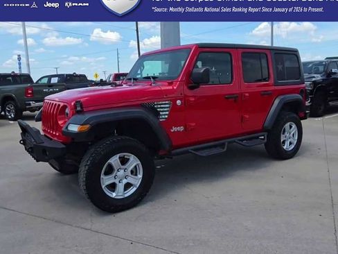 Used 2019 Jeep Wrangler Unlimited Sport S AWD/4WD image 4