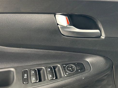 Used 2023 Hyundai Santa Fe SEL AWD/4WD image 9