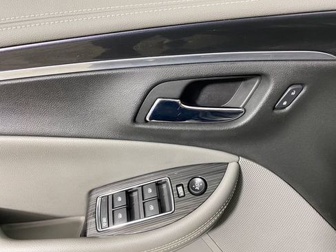 Certified 2018 Chevrolet Impala LT FWD image 12