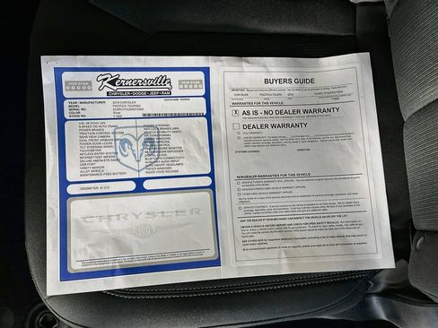 Used 2019 Chrysler Pacifica Touring Plus w/ Advanced Safetytec Group FWD image 38