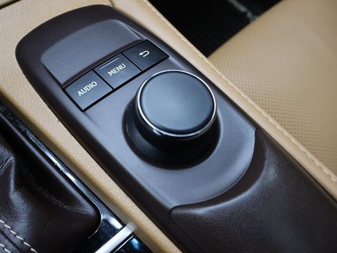 Used 2017 Lexus ES 350 image 24