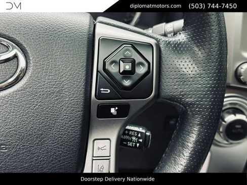 Used 2023 Toyota 4Runner Limited AWD/4WD image 30