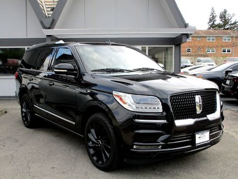 Used 2021 Lincoln Navigator Reserve AWD/4WD image 7