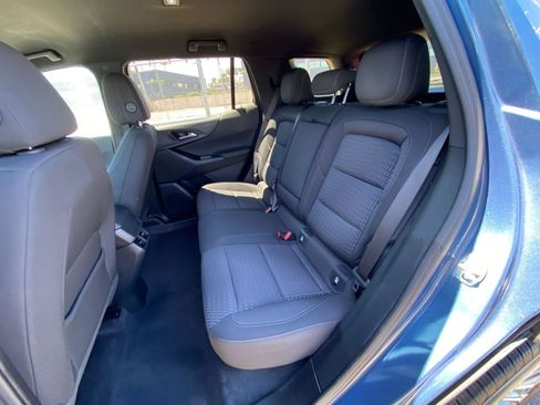 Used 2025 Chevrolet Equinox LT image 25