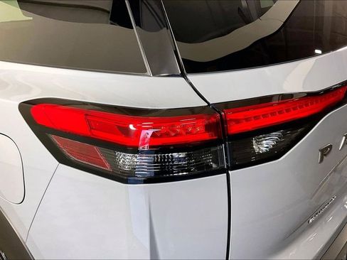 New 2026 Nissan Pathfinder Platinum w/ Cargo Package image 37