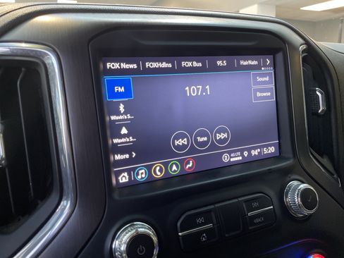 Used 2022 GMC Sierra 1500 AT4 w/ AT4 Preferred Package AWD/4WD image 27
