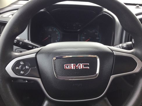 Used 2022 GMC Canyon Elevation Standard w/ Convenience Package image 17