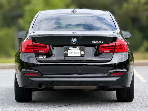 Used 2016 BMW 320i Sedan RWD image 7