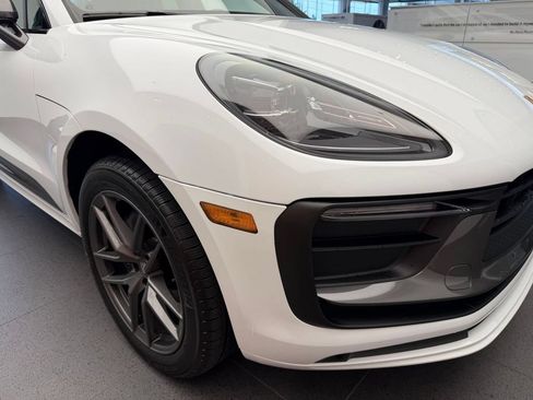 Used 2026 Porsche Macan Turbo AWD/4WD image 28