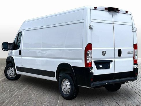 Used 2023 RAM ProMaster 2500 FWD image 6