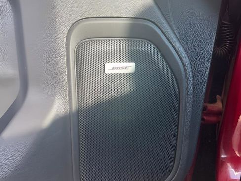 Used 2020 GMC Sierra 1500 AT4 w/ AT4 Preferred Package image 9