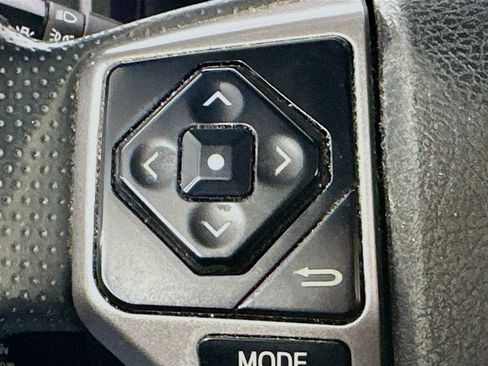 Used 2019 Toyota 4Runner SR5 image 21