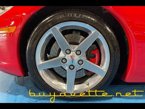Used 2006 Chevrolet Corvette Coupe w/ Preferred Equipment Group RWD image 10