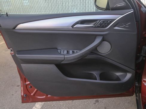 Used 2023 BMW X4 xDrive30i w/ Premium Package image 17