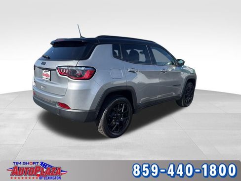 Used 2023 Jeep Compass Altitude image 5