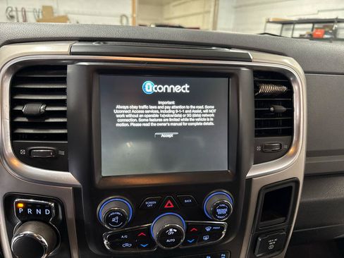 Used 2017 RAM 1500 Big Horn AWD/4WD image 18