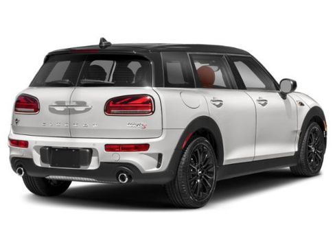 Certified 2023 MINI Cooper Clubman S FWD image 2