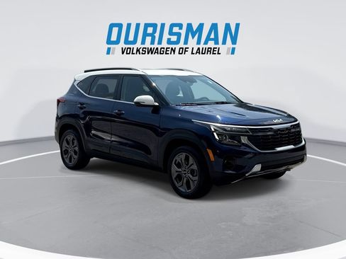 Used 2024 Kia Seltos S AWD/4WD image 2