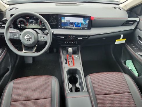 New 2026 Nissan Kicks SR FWD image 16