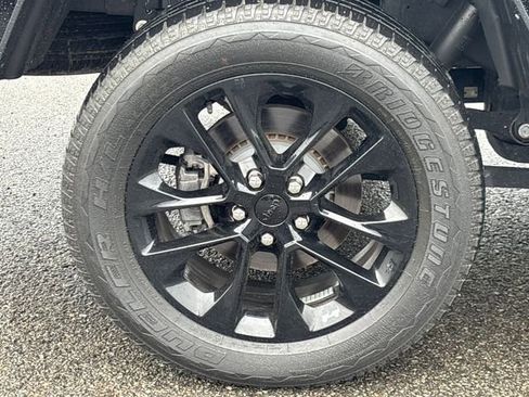 Used 2023 Jeep Gladiator Overland AWD/4WD image 8