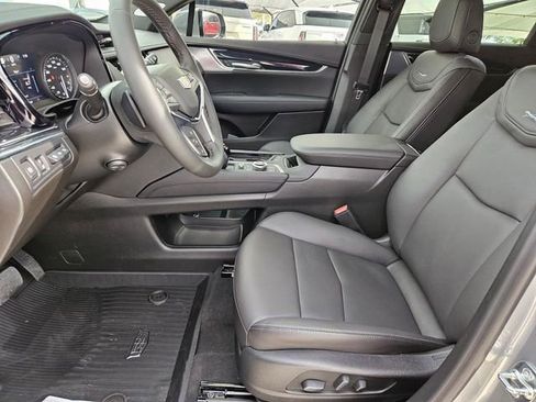 New 2025 Cadillac XT5 Premium Luxury w/ Technology Package image 11