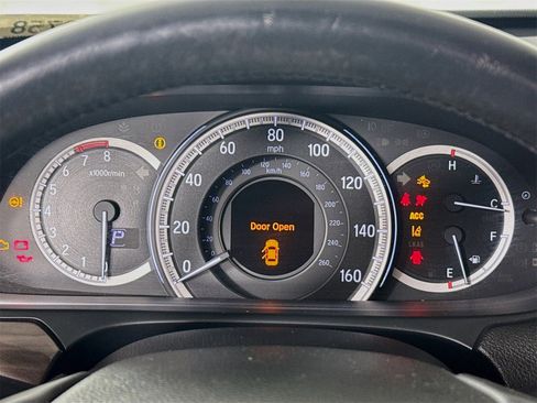 Used 2016 Honda Accord Touring image 14